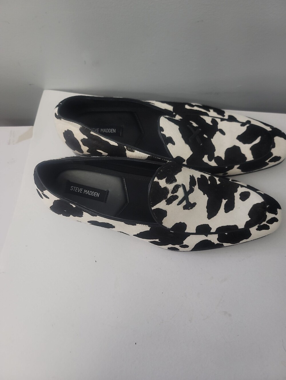 Steve Madden Men's Lanette Cow Print Hair Dress Loafers, - Black/White